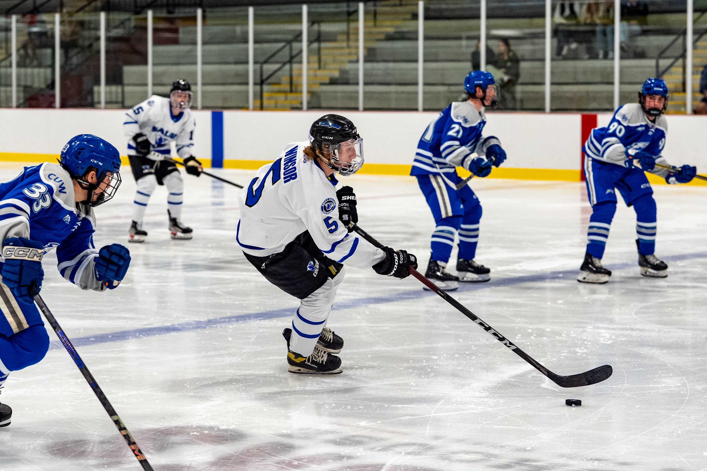 Cougars sink Lakers in a Sunday Match